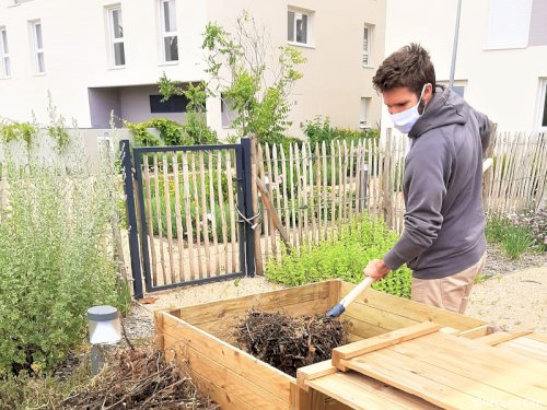 Réciprocité - media - Atelier jardinage. 