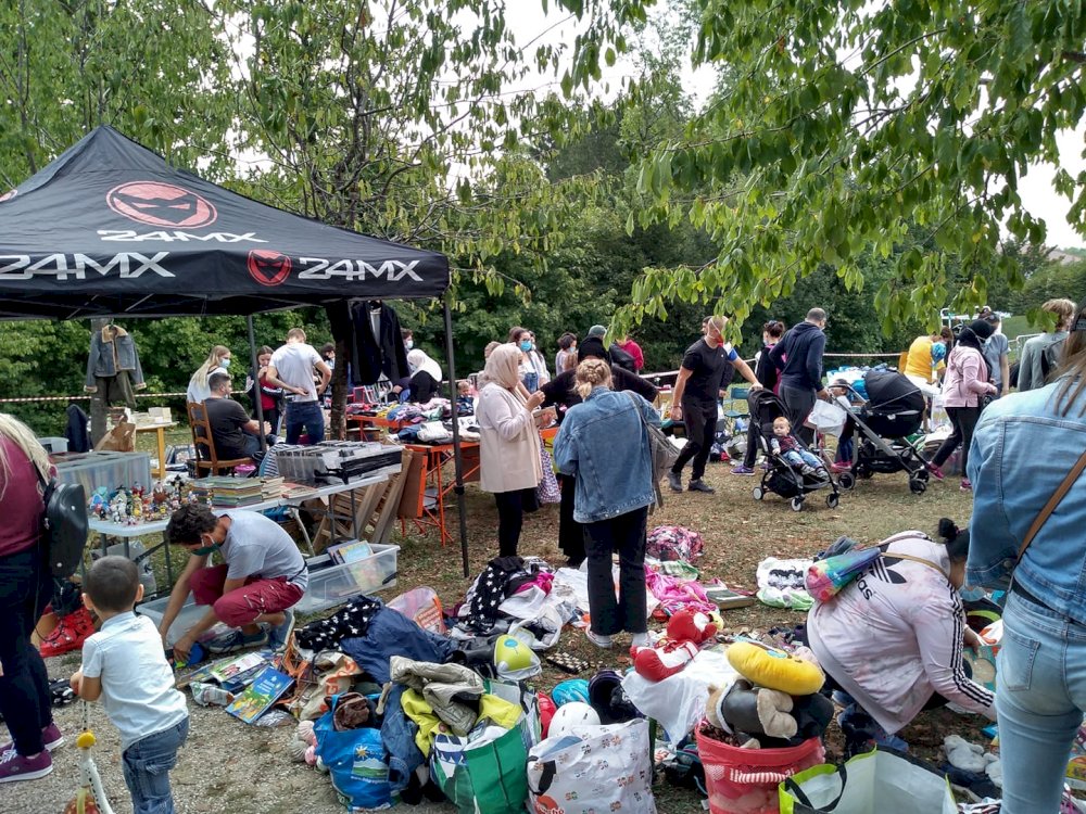 Réciprocité - media - Vide-grenier de 2019. 